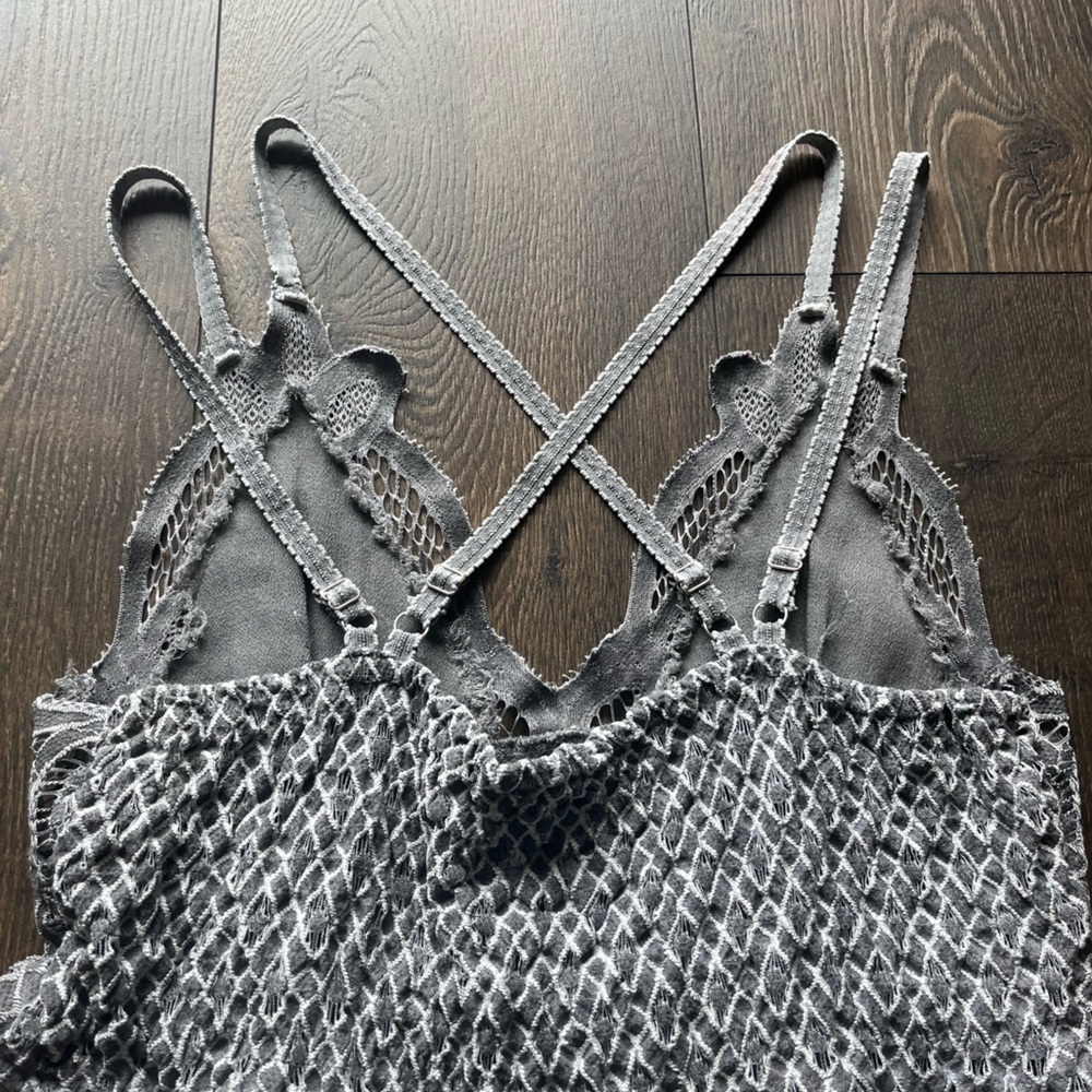 POL Lace Ruffle Tank Top - Picture 3 of 8